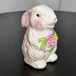 Ceramic Bunny Rabbit Figurine Salt Pepper Shaker Easter‎ Spring Decor
